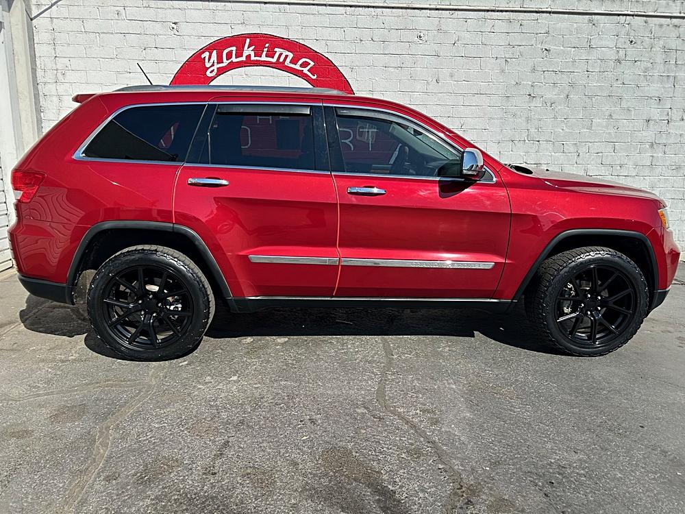 jeep grand cherokee 2011 1J4RR6GG0BC683901 image jeep grand cherokee 2011 1J4RR6GG0BC683901 image
